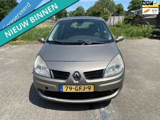 Renault Grand Sc&eacute;nic 1.9 dCi Business Line 7p.